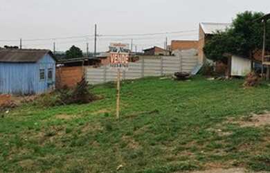 Imagem: O terreno possui 250m² de Área e está localizado em Chapada