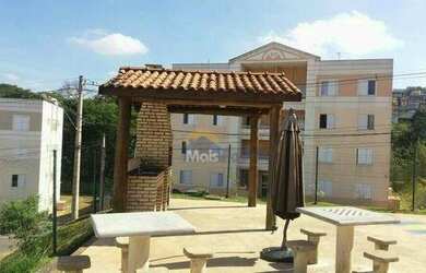 Imagem: O apartamento possui 2 Dormitórios, 1 Banheiro, 1 Vaga na garagem