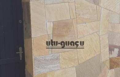 Imagem: O depósito possui 449m² de Área e está localizado em Centro