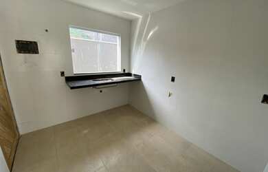 Imagem 4: Casa com 2 quartos em Barroco (Itaipuaçu) - Maricá - RJ