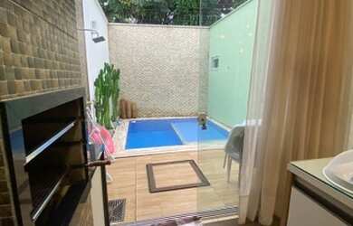 Imagem: A casa em condomínio possui 3 Dormitórios, 3 Banheiros, 2