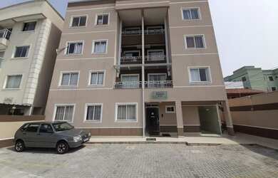 Imagem: O apartamento possui 3 Dormitórios, 1 Banheiro, 1 Vaga na garagem