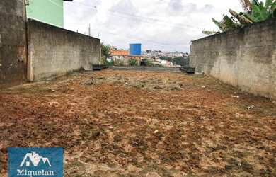 Imagem: O terreno à venda possui 250m² de Área e está localizado