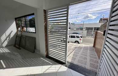 Imagem: O depósito possui 2 Vagas na garagem, 145m² de Área e está