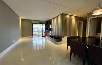 Imagem: O apartamento possui 4 Dormitórios, 5 Banheiros, 2 Vagas na