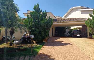 Imagem 16: Casa de condomínio sobrado para venda possui 378 metros quadrados com...