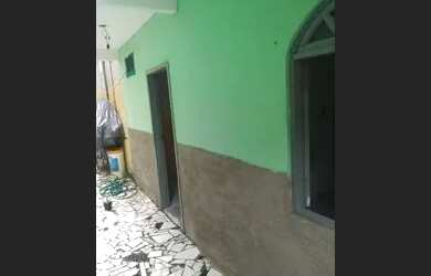 Imagem: A casa possui 2 Dormitórios, 1 Banheiro, 50m² de Área e