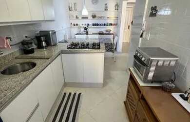 Imagem: O apartamento possui 3 Dormitórios, 3 Banheiros, 2 Vagas na