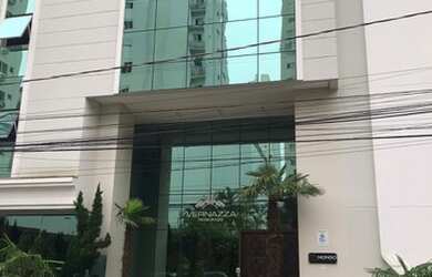 Imagem: O apartamento possui 3 Dormitórios, 4 Banheiros, 2 Vagas na