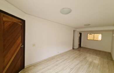 Imagem 6: ALUGUE SEM FIADOR OU COM SEU CARTÃO DE CRÉDITO - SOBRADO EM SANTA FELICIDADE!!