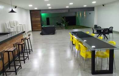 Imagem 6: Salao de festa. Piscina, Churrasqueira, 2 Vagas na garageme2 Dormitórios