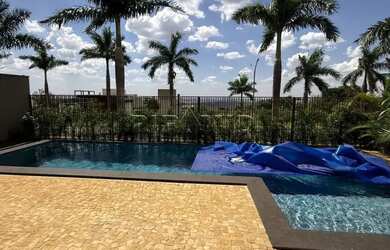 Imagem 1: Sobrado alto padrão em condomínio fechado, com 364,82m², Bonfim Paulista,...