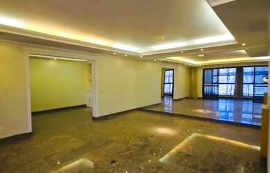 Imagem: O apartamento possui 4 Dormitórios, 4 Banheiros, 2 Vagas na