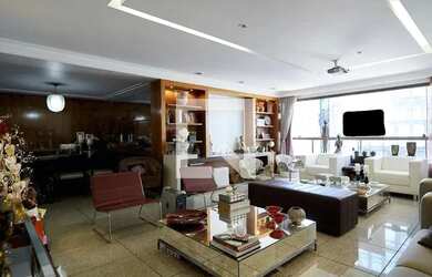 Imagem: O apartamento possui 4 Dormitórios, 4 Banheiros, 3 Vagas na