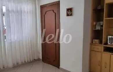 Imagem: A casa possui 2 Dormitórios, 1 Banheiro, 2 Vagas na garagem