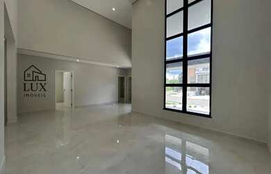 Imagem: A casa em condomínio possui 4 Dormitórios, 5 Banheiros, 4