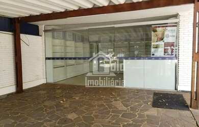 Imagem: O depósito possui 5 Vagas na garagem e 181m² de Área e está