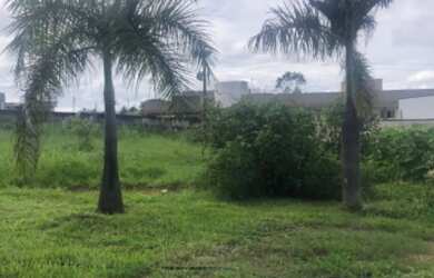 Imagem: O terreno possui 430m² de Área e está localizado em 7 Pontes