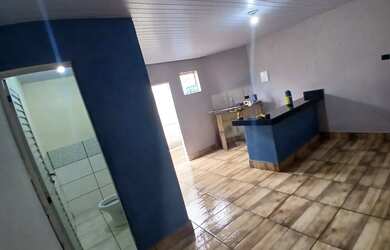 Imagem: A casa possui 1 Dormitório, 1 Banheiro, 30m² de Área e está