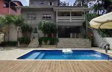 Imagem: A casa em condomínio possui 3 Dormitórios, 5 Banheiros, 4