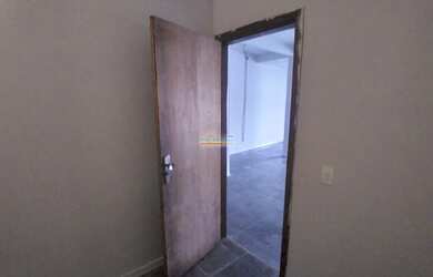 Imagem 13: LOJA para alugar com 70m² por R$ 1.350,00 no bairro Butiatuvinha - CURITIBA...