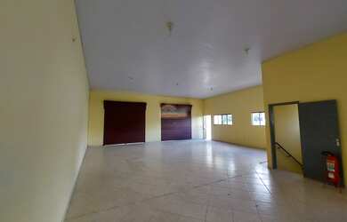 Imagem 7: LOJA para alugar com 460m² por R$ 7.800,00 no bairro Santa Felicidade...