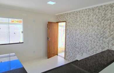 Imagem 2: Linda casa com 3 quartos no Jardim Atlântico Leste em Itaipuaçu