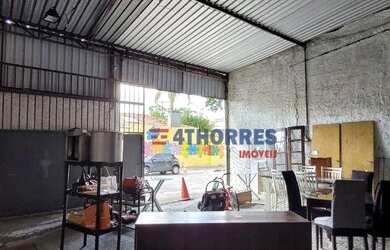 Imagem: O depósito possui 300m² de Área e está localizado em Jardim