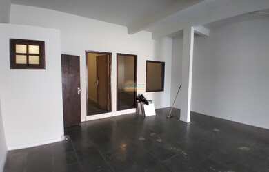 Imagem 4: LOJA para alugar com 70m² por R$ 1.350,00 no bairro Butiatuvinha - CURITIBA...