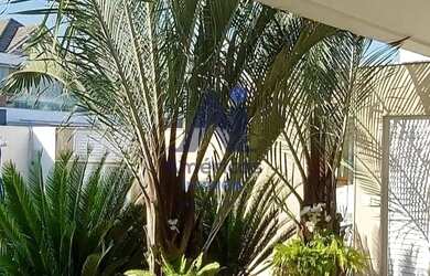 Imagem 3: Maravilhosa Casa Triplex com Preço Imbatível de Cinema à venda no Condomínio...