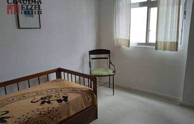 Imagem: A kitnet possui 1 Dormitório, 1 Banheiro, 1 Vaga na garagem