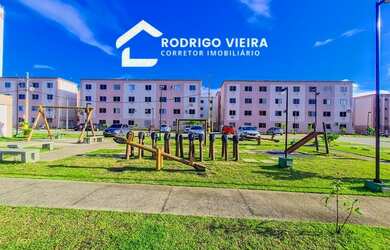 Imagem: O apartamento possui 2 Dormitórios, 1 Banheiro, 1 Vaga na garagem