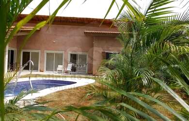 Imagem 2: casa de 288m² no Granja Viana