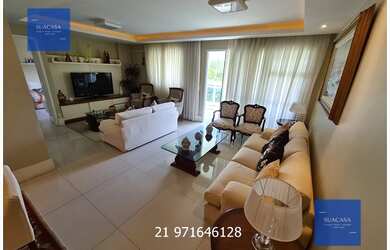 Imagem: O apartamento possui 4 Dormitórios, 3 Banheiros, 2 Vagas na