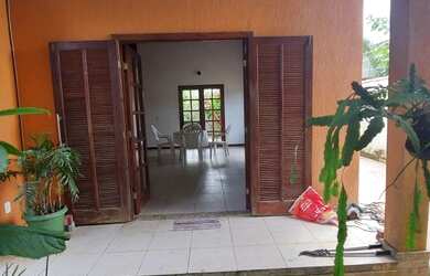 Imagem: A casa em condomínio possui 2 Dormitórios, 1 Banheiro, 2 Vagas