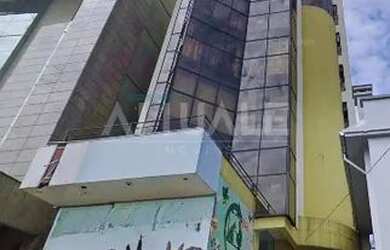 Imagem: O depósito possui 1 Vaga na garagem, 42m² de Área e está