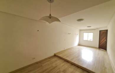 Imagem 12: ALUGUE SEM FIADOR OU COM SEU CARTÃO DE CRÉDITO - SOBRADO EM SANTA FELICIDADE!!