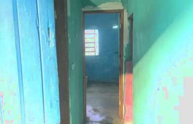 Imagem: A casa possui 3 Dormitórios, 1 Banheiro, 360m² de Área e