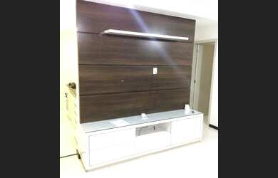 Imagem: O apartamento possui 2 Dormitórios, 1 Banheiro, 2 Vagas na