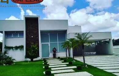 Imagem: A casa em condomínio possui 4 Dormitórios, 1 Banheiro, 2 Vagas