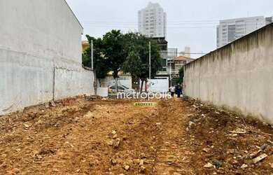 Imagem: O terreno possui 300m² de Área, Imóvel novo e está localizado