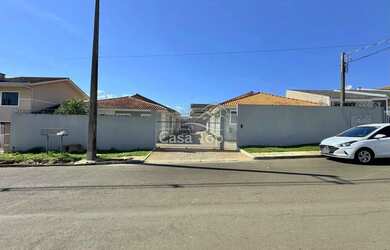 Imagem: A casa em condomínio possui 3 Dormitórios, 1 Banheiro, 1 Vaga