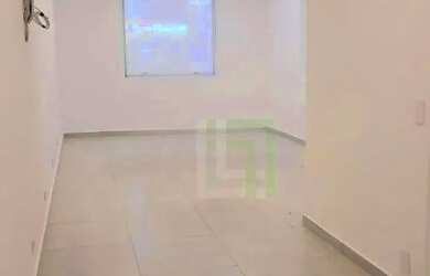 Imagem: O depósito possui 1 Vaga na garagem, 31-0m² de Área e está