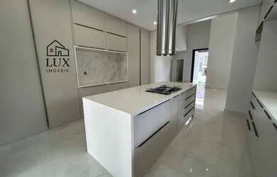 Imagem 10: Alphaville 4 / 230m² / 4 suítes / semi mobiliada / área gourmet / piscina/...