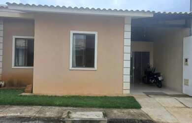 Imagem: A casa em condomínio possui 4 Dormitórios, 2 Banheiros, 2