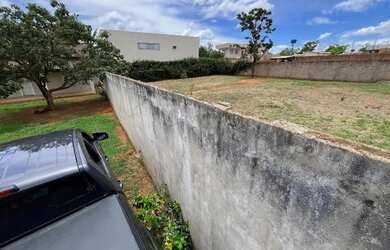 Imagem: O terreno possui 1.290m² de Área e está localizado em Setor