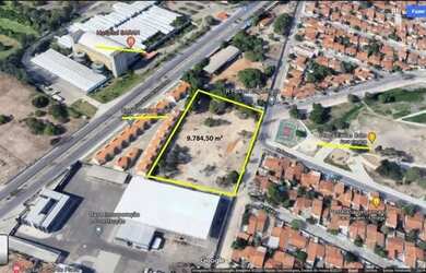 Imagem: O terreno possui 9.785m² de Área e está localizado em Passaré