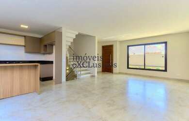 Imagem: A casa em condomínio possui 3 Dormitórios, 3 Banheiros, 4