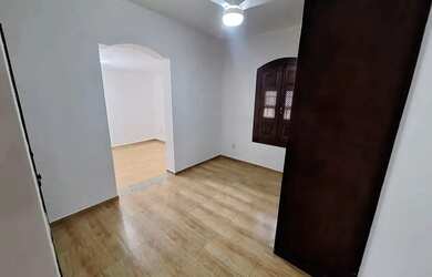 Imagem 16: Imóvel para aluguel possui 500 metros quadrados com 5 quartos