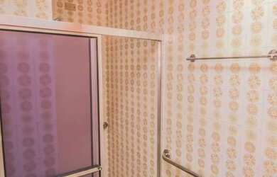 Imagem 15: Casa 3 dormitórios/quartos, sendo uma suite com hidromassagem, com piscina,...